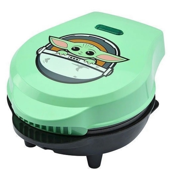 Star Wars “the child” mini waffle maker - Picture 3 of 6